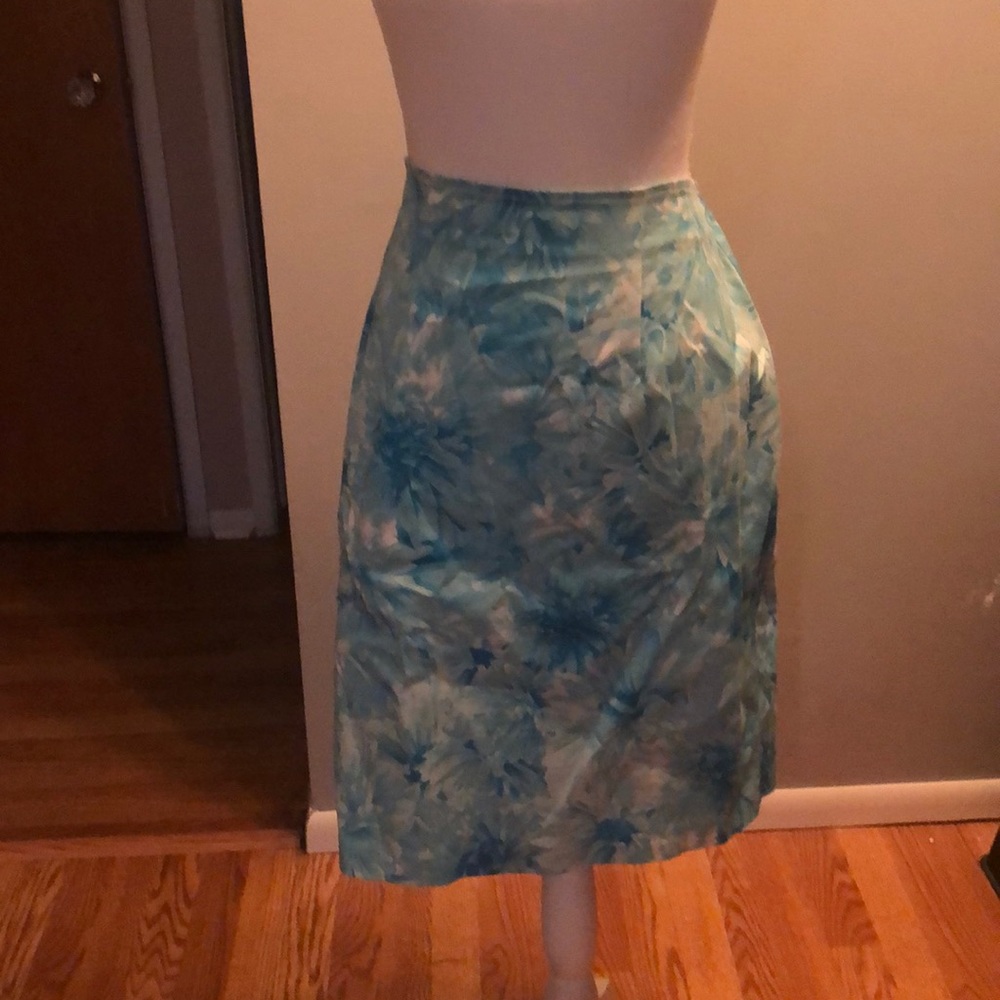 New York City design co skirt